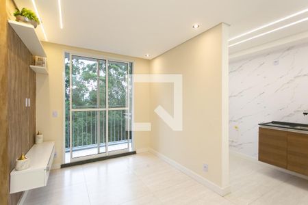 Sala  de apartamento para alugar com 2 quartos, 43m² em Cidade Líder, São Paulo
