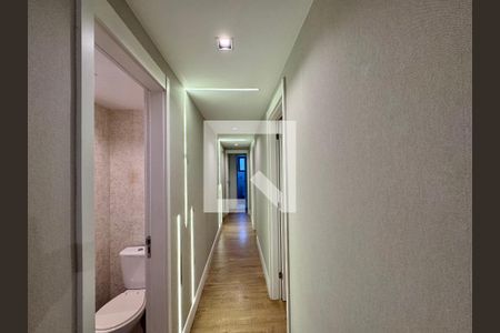 Corredor de apartamento à venda com 4 quartos, 118m² em Recreio dos Bandeirantes, Rio de Janeiro