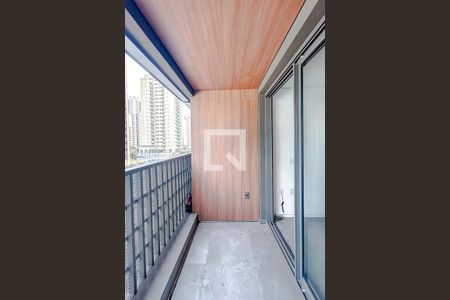 Varanda de kitnet/studio para alugar com 1 quarto, 25m² em Vila Regente Feijó, São Paulo