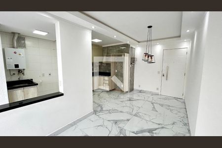 Sala de apartamento para alugar com 2 quartos, 66m² em Picanço, Guarulhos
