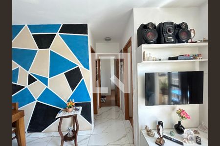 Corredor de apartamento para alugar com 2 quartos, 50m² em Todos Os Santos, Rio de Janeiro