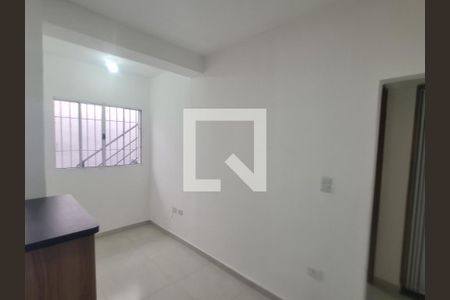 Sala e cozinha  de kitnet/studio para alugar com 1 quarto, 35m² em Jardim Paraiso, Guarulhos