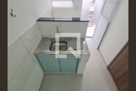 Sala e cozinha  de kitnet/studio para alugar com 1 quarto, 35m² em Jardim Paraiso, Guarulhos
