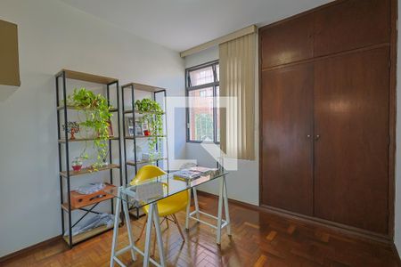 Apartamento à venda com 3 quartos, 70m² em Alto Barroca, Belo Horizonte