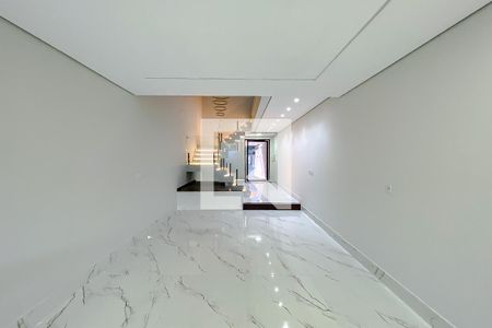Sala de casa à venda com 3 quartos, 200m² em Vila Prudente, São Paulo