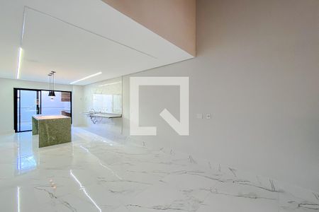 Sala de casa à venda com 3 quartos, 200m² em Vila Prudente, São Paulo