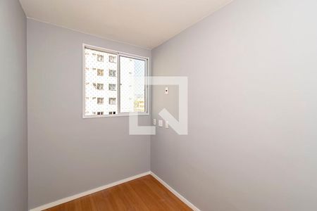 Quarto 1 de apartamento para alugar com 2 quartos, 38m² em Bonsucesso, Rio de Janeiro