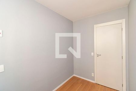 Quarto 1 de apartamento para alugar com 2 quartos, 38m² em Bonsucesso, Rio de Janeiro