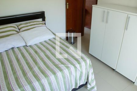Quarto de casa de condomínio para alugar com 2 quartos, 85m² em Ogiva, Cabo Frio