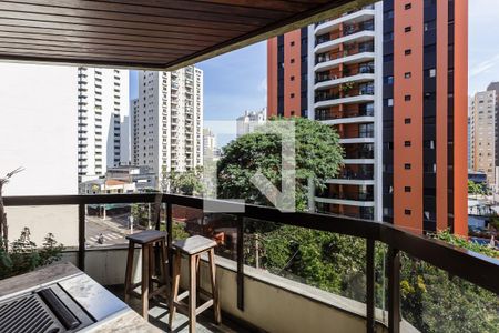 Varanda da Sala de apartamento para alugar com 4 quartos, 216m² em Indianópolis, São Paulo