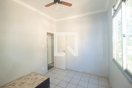 Quarto 2 de apartamento para alugar com 2 quartos, 50m² em Santa Cruz, Rio de Janeiro