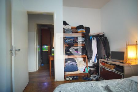 Quarto 1 de apartamento à venda com 3 quartos, 62m² em Rio Branco, Porto Alegre
