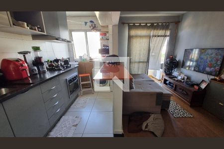 Cozinha de apartamento à venda com 2 quartos, 54m² em Parque Assuncao, Taboão da Serra