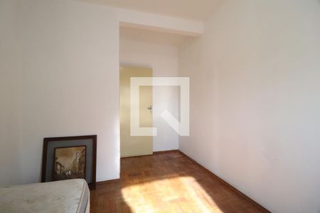 Quarto 1 de apartamento para alugar com 3 quartos, 45m² em Santa Maria, Uberlândia