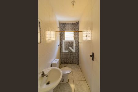 Banheiro de casa para alugar com 1 quarto, 37m² em Vila Santana, São Paulo