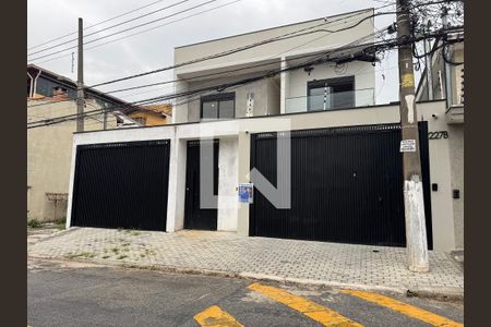 Fachada com PLACA de casa à venda com 3 quartos, 140m² em Bela Vista, Osasco