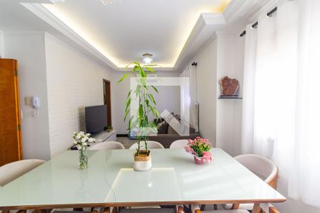Sala de casa de condomínio à venda com 3 quartos, 82m² em Campo Grande, São Paulo