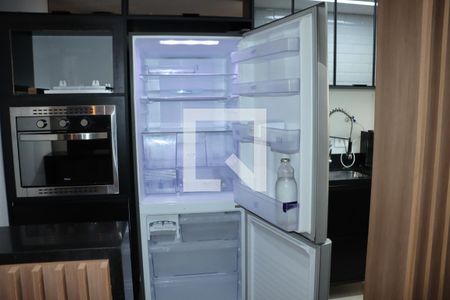Apartamento para alugar com 2 quartos, 52m² em Cemucam, Cotia