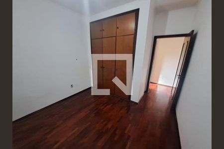 Casa à venda com 3 quartos, 210m² em Vila Madalena, Campinas