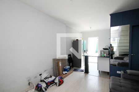 Sala de casa de condomínio para alugar com 2 quartos, 160m² em Chácara Ondas Verdes, Cotia