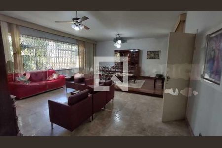 Casa à venda com 3 quartos, 294m² em Grajaú, Rio de Janeiro