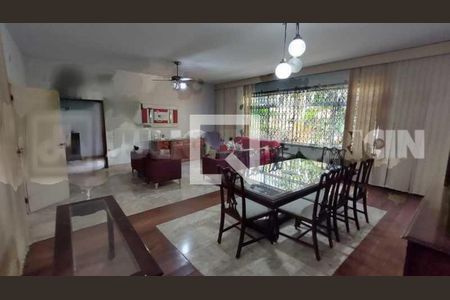 Casa à venda com 3 quartos, 294m² em Grajaú, Rio de Janeiro