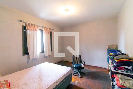 Quarto 1 de casa à venda com 6 quartos, 231m² em Vila Paulo Silas, São Paulo