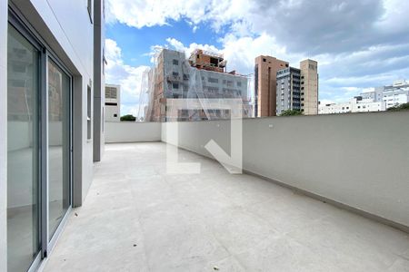 Varanda de apartamento à venda com 2 quartos, 157m² em Santa Efigênia, Belo Horizonte