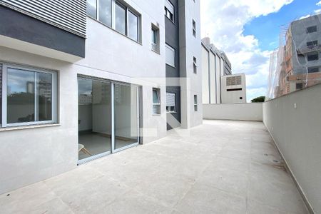 Varanda de apartamento à venda com 2 quartos, 157m² em Santa Efigênia, Belo Horizonte