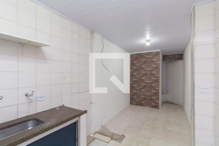 Sala/cozinha de casa para alugar com 1 quarto, 18m² em Conjunto Residencial José Bonifácio, São Paulo