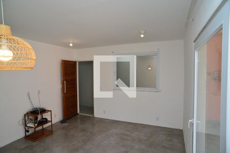 Sala de casa de condomínio à venda com 6 quartos, 400m² em Barra da Tijuca, Rio de Janeiro