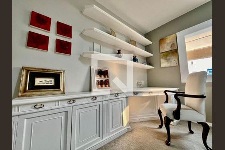 Quarto 1 de apartamento para alugar com 3 quartos, 222m² em Jardim Ampliacao, São Paulo