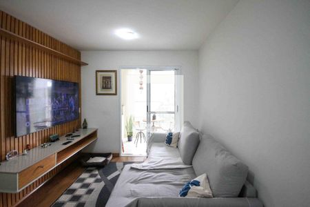 Apartamento à venda com 3 quartos, 77m² em Vila Paulo Silas, São Paulo