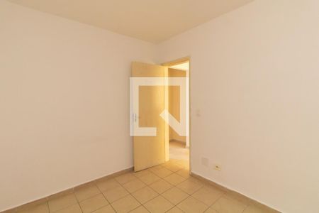 Quarto 1 de apartamento para alugar com 2 quartos, 40m² em Vila Cosmopolita, São Paulo