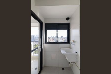 Sala/Cozinha/Área de Serviço  de apartamento para alugar com 1 quarto, 33m² em Cidade Antônio Estêvão de Carvalho, São Paulo