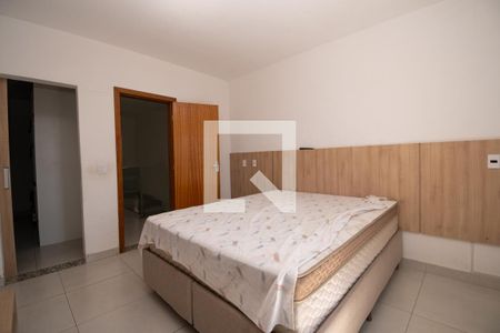 Suíte de casa de condomínio para alugar com 2 quartos, 140m² em Tropical, Contagem
