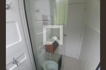 Banheiro de apartamento para alugar com 2 quartos, 45m² em Recreio, Rio de Janeiro