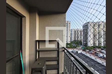 Varanda - Sala de apartamento para alugar com 2 quartos, 57m² em Jacarepaguá, Rio de Janeiro