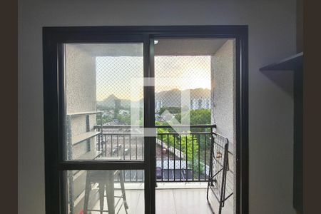 Varanda - Sala de apartamento para alugar com 2 quartos, 57m² em Jacarepaguá, Rio de Janeiro