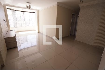 Apartamento para alugar com 3 quartos, 80m² em Setor Bueno, Goiânia