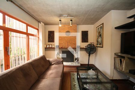 Sala de TV de casa para alugar com 4 quartos, 346m² em Real Parque, São Paulo