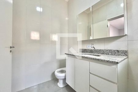 Banheiro da Suíte 1 de casa para alugar com 2 quartos, 90m² em Vila do Bosque, São Paulo