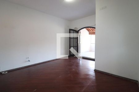 Quarto 1 suíte de casa para alugar com 4 quartos, 140m² em Jardim Santo André, Santo André