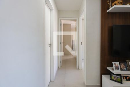 Corredor de apartamento para alugar com 2 quartos, 64m² em Jardim Parque Morumbi, São Paulo