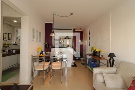 Sala de apartamento à venda com 2 quartos, 50m² em Vila América, Santo André