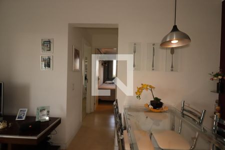 Sala de apartamento à venda com 2 quartos, 50m² em Vila América, Santo André