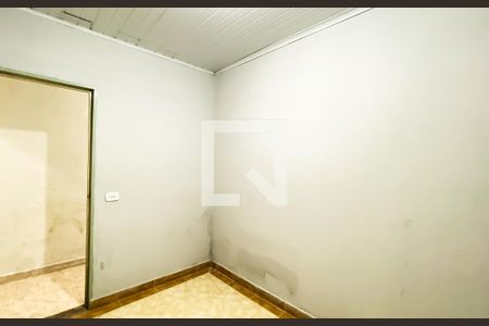 Quarto 2 de casa para alugar com 2 quartos, 80m² em Vila Ré, São Paulo