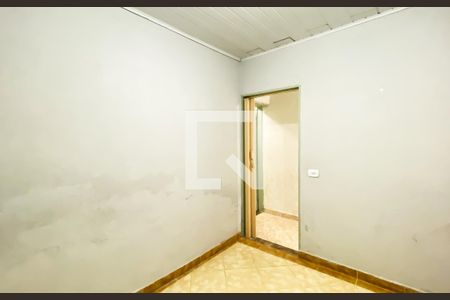 Quarto 2 de casa para alugar com 2 quartos, 80m² em Vila Ré, São Paulo