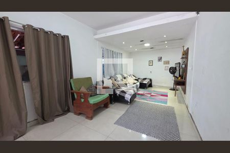 Casa à venda com 5 quartos, 360m² em Lundcéia, Lagoa Santa