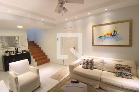 Casa à venda com 3 quartos, 87m² em Jardim das Imbuias, São Paulo